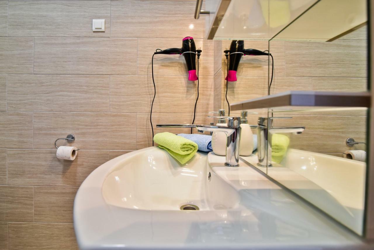 Apartments Mica Врси Экстерьер фото
